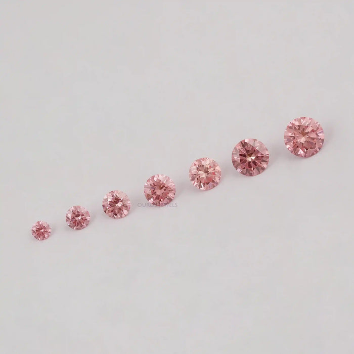 Ausgefallener rosafarbener Labordiamant im Rundschliff