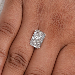 5.00 Carat Radiant Cut Lab Grown Diamond