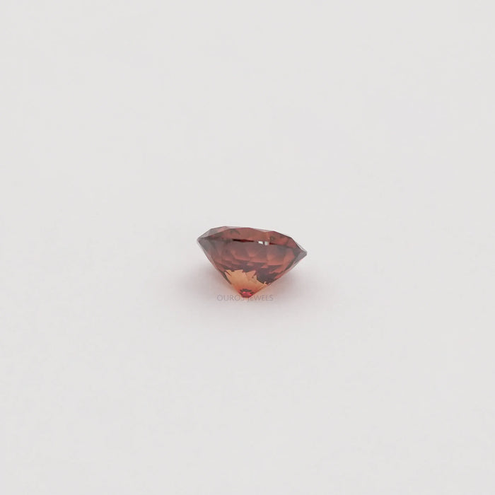 back view of red portuuese diamond 