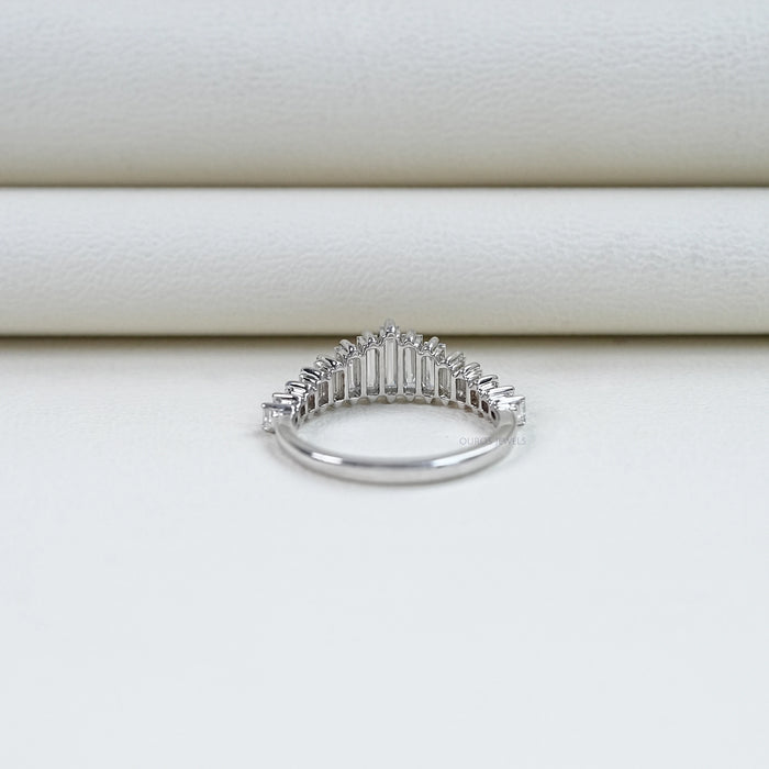 Baguette Cut Diamond Wedding Ring