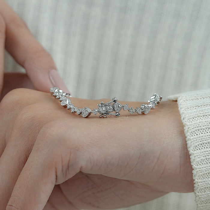 Heart And Round Diamond Bezel Set Bracelet