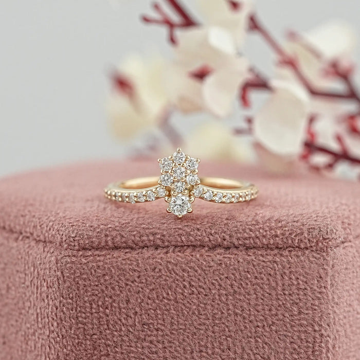 Yellow Gold Round Cluster Diamond Proposal Ring