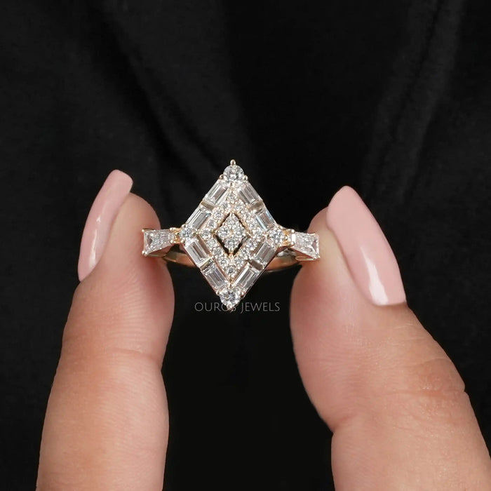[Kite Shape Diamond Ring in Yellow Gold]-[Ouros Jewels]