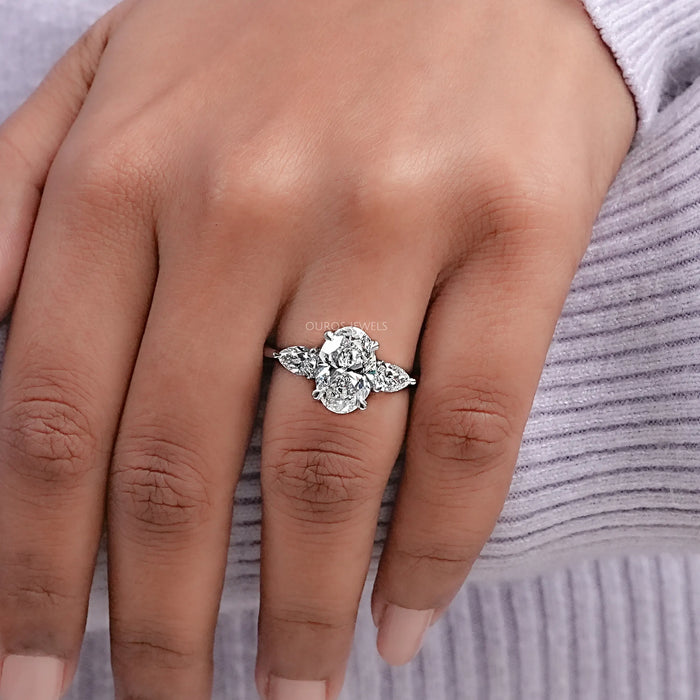 three stone oval diamond ring