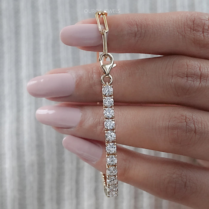 Lab Grown Round Shape Women Bracelet With Paper Clip Chain