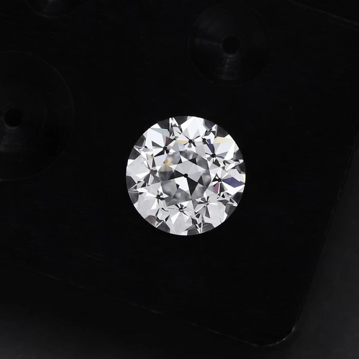 1,12 Karat Höherer Kronen-Diamant im alten europäischen Rundschliff, im Labor gezüchtet