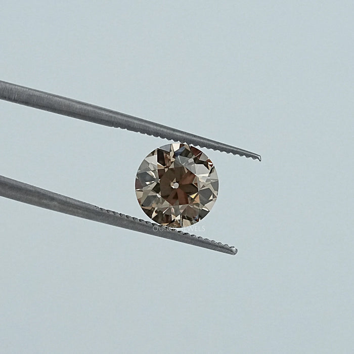 Champagne Traditional OEC Round Lab Diamond Loose