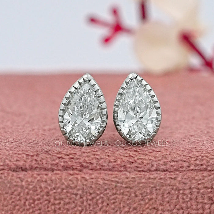 Lab Grown Pear Cut Diamond Milgrain Set Earrings