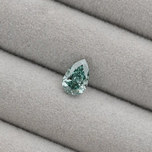 vivid green pear cut lab diamond 