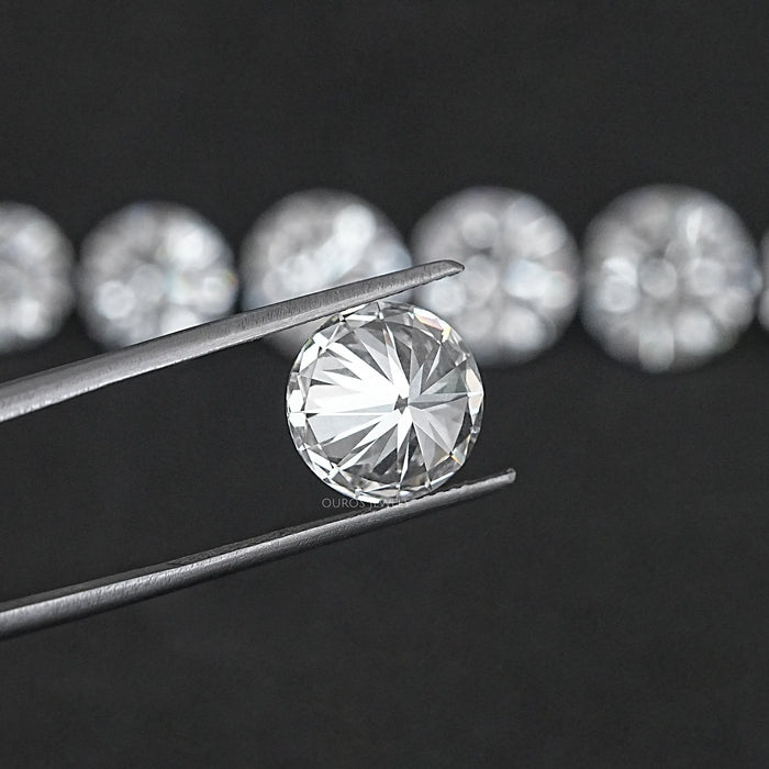 IGI Certified Round Cut Lab Grown Diamond