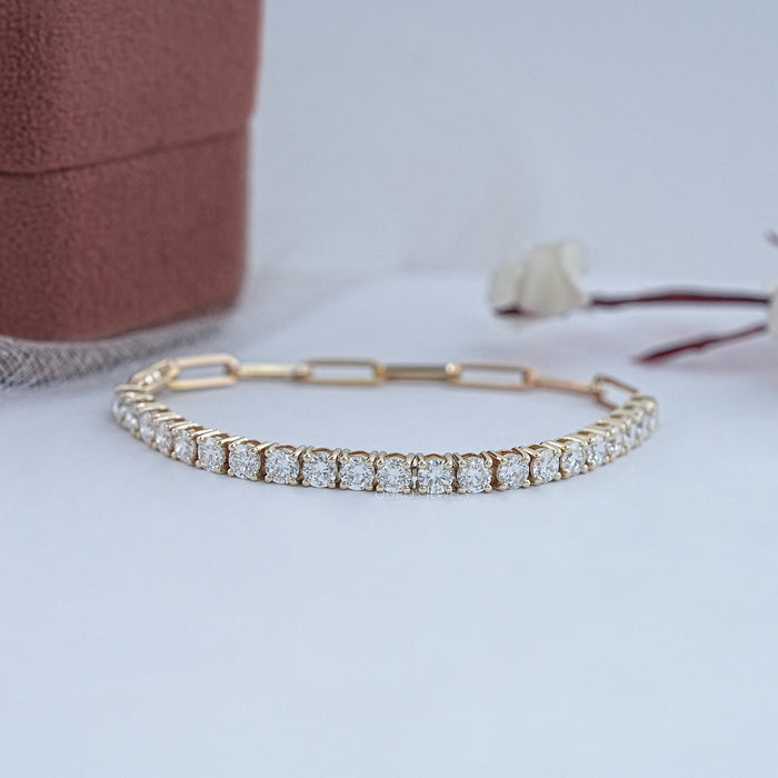 Lab Grown Round Shape Women Bracelet With Paper Clip Chain