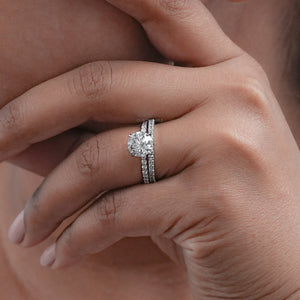 Round Cut Solitaire Accent Bridal Ring Set