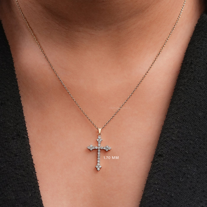 Round Diamond Cross Pendant