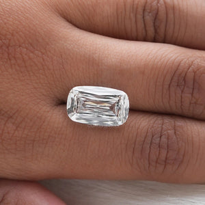 [Criss Cut Loose Diamond on Hand]-[Ouros Jewels]