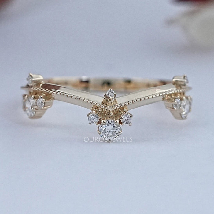 Crown Style Round Cut Lab Diamond Chevron Band