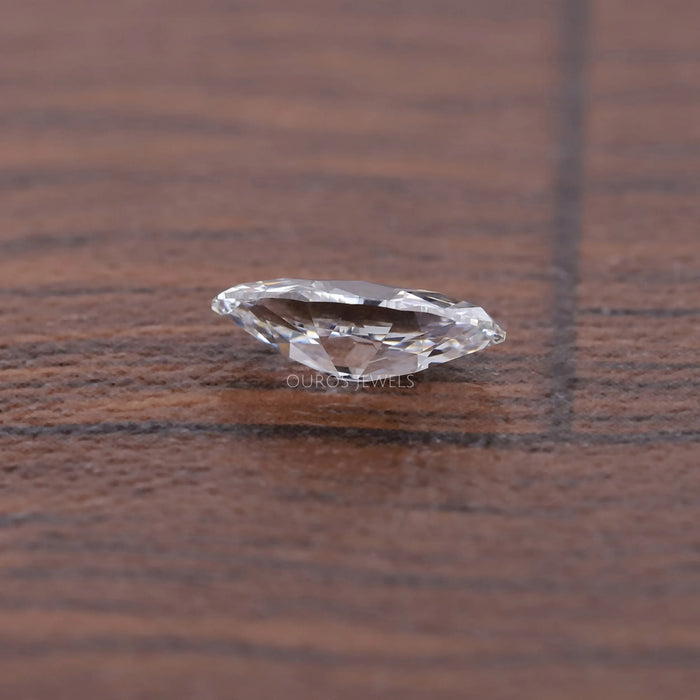 Side View Of 1 Carat Loose Lab Diamond
