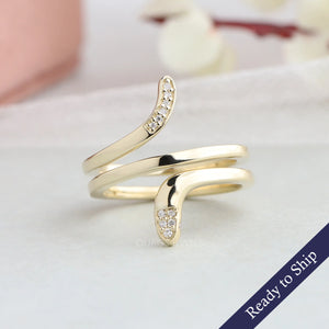 Snake Round Diamond Engagement Ring