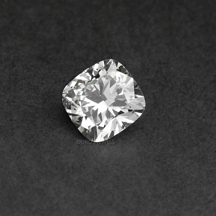 Showcasing the front view of 2.5 Carat Cushion Cut Loose Diamond.