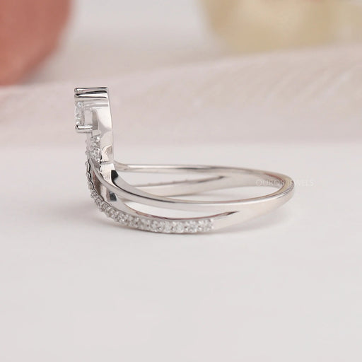 Side View Of White Gold Lab Diamond Ring crafted with Round Cut Diamond 